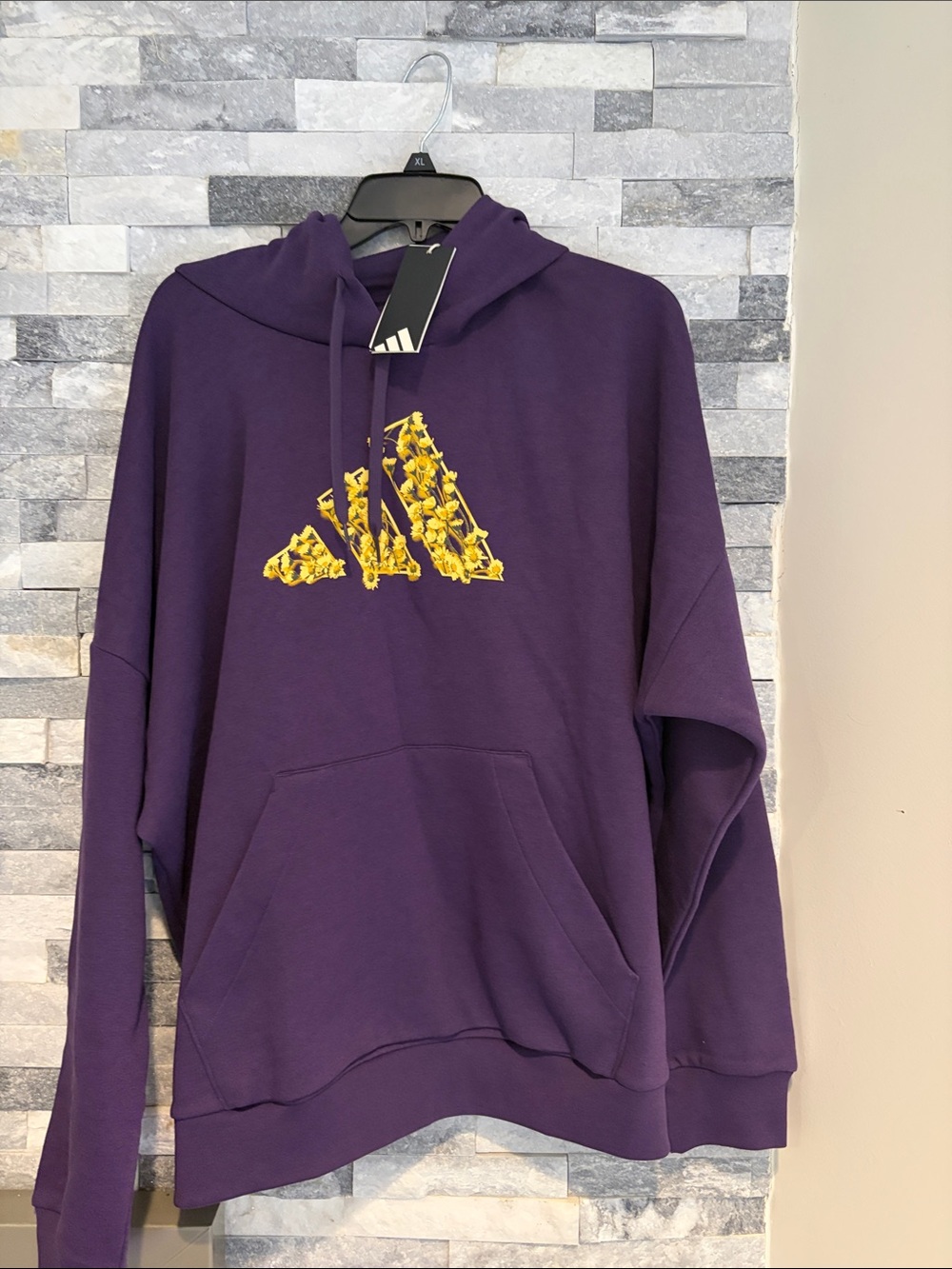 Adidas floral sweatshirt new with tags size 2xlarge